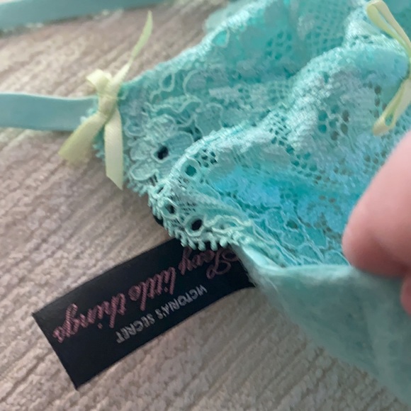Lace Victoria’s Secret light seafoam green-blue bra with split cups: *bottom bra - Picture 4 of 7